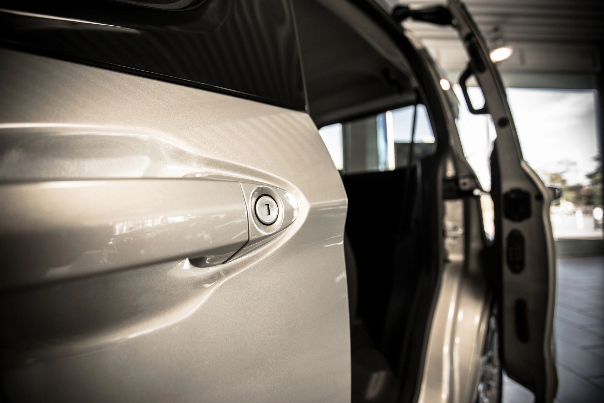 Vehicle access support for locksmith service